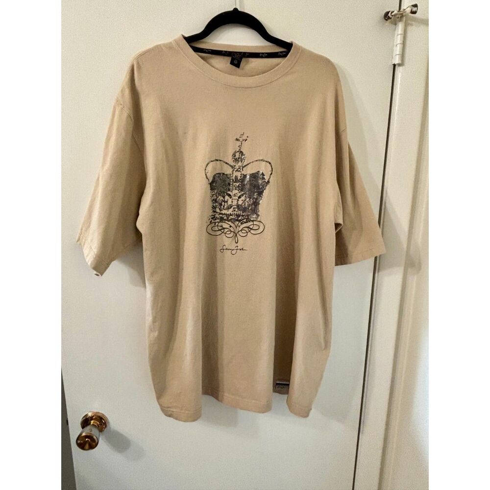 Sean John Mens 100% Cotton Tan XXL Gray & Blk Metallic Foil Graphic T Very Good